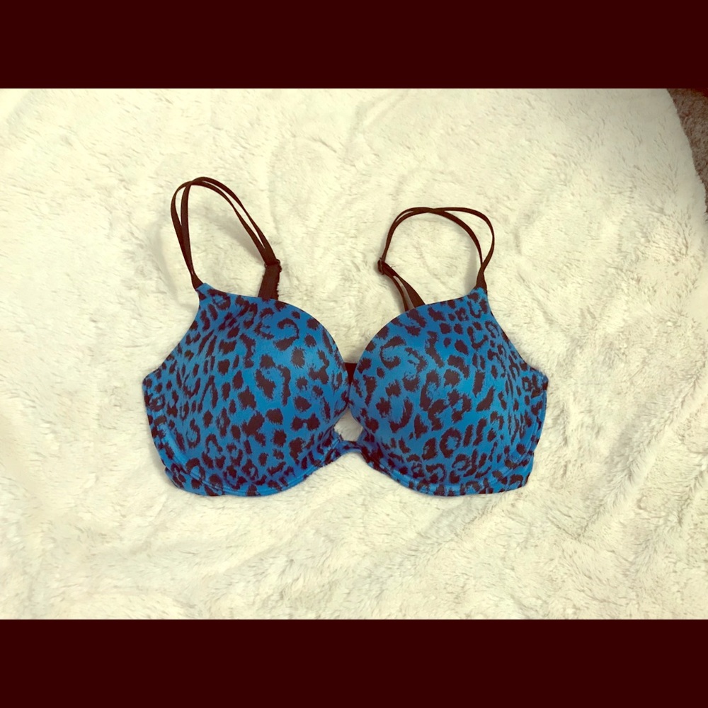 Victoria’s secret very sexy push up bra